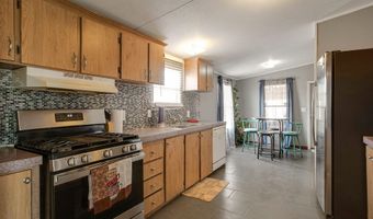 2 STOREY Ave, Belen, NM 87002