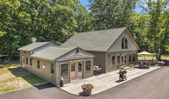 28 Upper Lead Mountain Pond Rd, Aurora, ME 04408