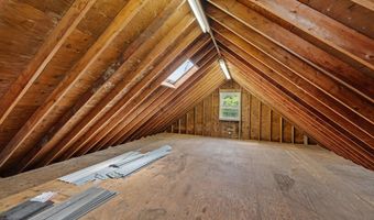 153 Atlantic City Blvd, Beachwood, NJ 08722