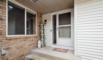 14208 Heritage Ln, Apple Valley, MN 55124