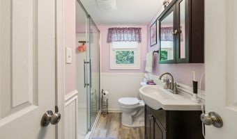 21 Windham Rd, Bristol, CT 06010