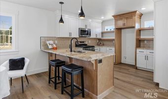 1504 Tverdy Ln, Buhl, ID 83316
