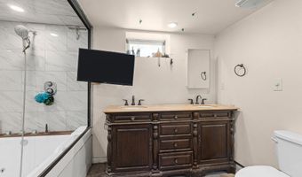 2083 MARBLE VALLEY-BASIN Rd, Addy, WA 99101