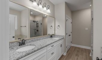 46 Crowder Dr, Benton, LA 71006