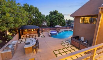 2709 Unicornio St, Carlsbad, CA 92009