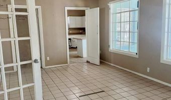 809 S Roselawn Ave, Artesia, NM 88210
