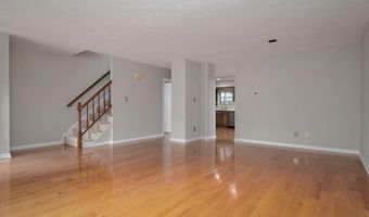 13 CARRIAGE WALK Ct, Baltimore, MD 21234