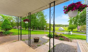 391 U Rd, Arthurdale, WV 26520