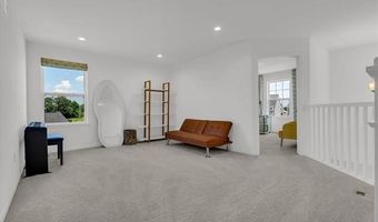 280 Honey Tree Way, Ann Arbor, MI 48103