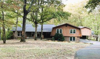 1975 Pine Lake Dr NW, Arab, AL 35016