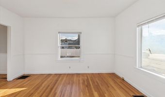 418 Woodworth Ave, Alma, MI 48801