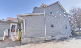 706 2nd Ave, Armstrong, IA 50514