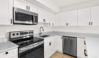 1790 BELLE Dr, Annapolis, MD 21401