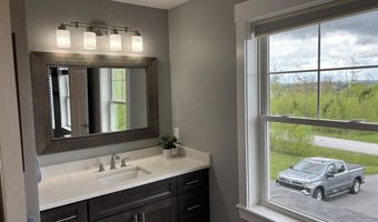 48 Mountain View Dr, Auburn, ME 04210