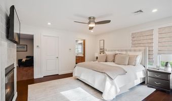 390 Iron Mine Hill Rd, North Smithfield, RI 02896