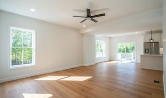 109 Vail Rd, Barnstead, NH 03225