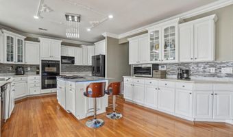 2205 DHOW Ct, Bowie, MD 20721