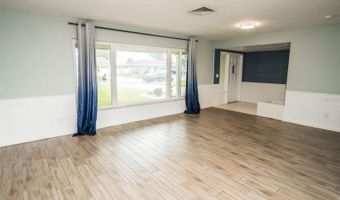 6322 BALBOA Ln, Apollo Beach, FL 33572
