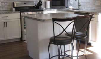 736 State, Adrian, MI 49221