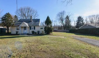 2 Woodbrook Dr, Aberdeen, NJ 07747