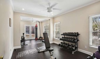 27207 Plantation Dr NE, Atlanta, GA 30324