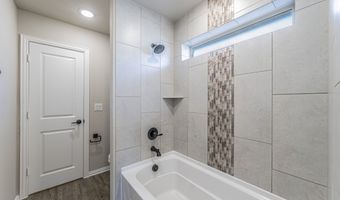1049 Snowy Owl Dr, Alvarado, TX 76009