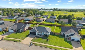 705 N Cummings Ave, Bartlesville, OK 74006