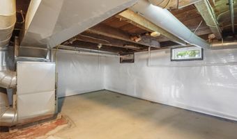 203 Grove St, Bangor, ME 04401
