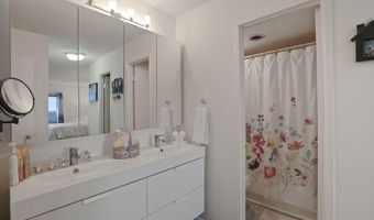 307 YOAKUM Pkwy 1506, Alexandria, VA 22304