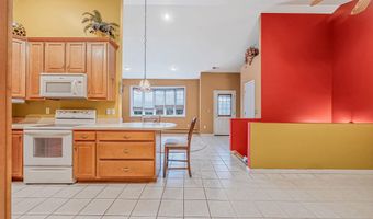 66 Sarah Ct, Amityville, NY 11701