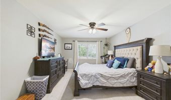 3 Dolphin Ln, Bella Vista, AR 72715