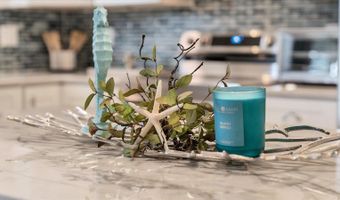 154 CRESCENT Dr, Anna Maria, FL 34216