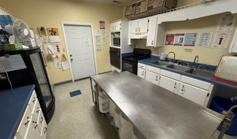 906 Cooley St, Albertville, AL 35950