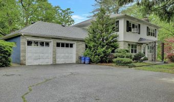 4 June Pl, Aberdeen, NJ 07747