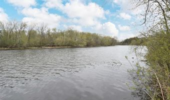 359 Riverside Cir, Anoka, MN 55303