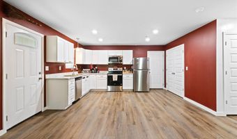 10 Middleton Ln, Atmore, AL 36502