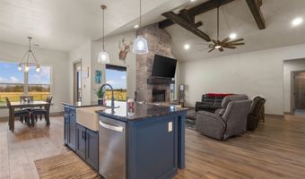 170 Rolling Hills Blvd, Alvord, TX 76225