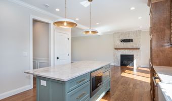 953 High Rd, Berlin, CT 06037