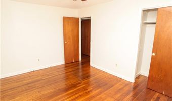 7 Smithfield Dr, Middletown, RI 02842