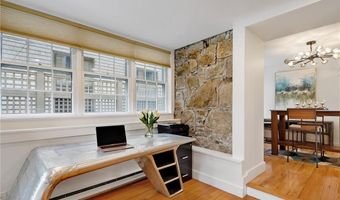 75 Pelham St A, Newport, RI 02840