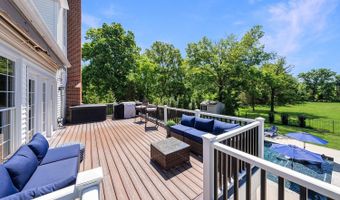 43079 LAGO GALLERIE Ct, Ashburn, VA 20148
