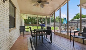 319 Eastview Dr, Biloxi, MS 39531