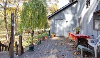 200 GREENTREE Cir, Aurora, OH 44202