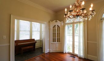 616 Broughton St, Bainbridge, GA 39817