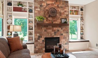 18736 Roselle Cv, Auburn, IN 46706