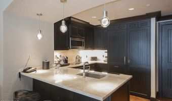 130 Daybreak Rdg HS640, Avon, CO 81620
