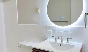 4977 BATTERY Ln 1-311, Bethesda, MD 20814