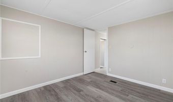 12 Valiant Dr, Coventry, RI 02816