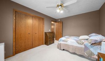 116 W Birchwood Dr, Brandon, SD 57005