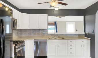 248 Eastview Dr, Bargersville, IN 46106